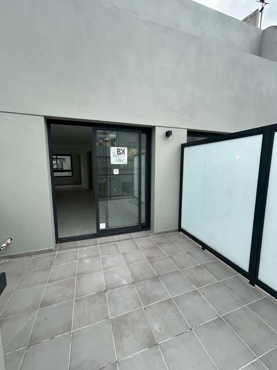 3326693_15147864692114757810080550114592663801910255899913404912373042421702881242708