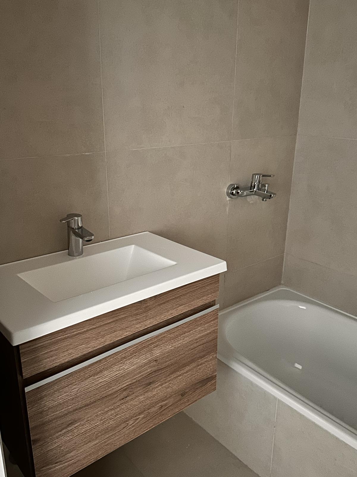 6252828_84118585083741465928695143265662525175177990583397297012645516480792185346052