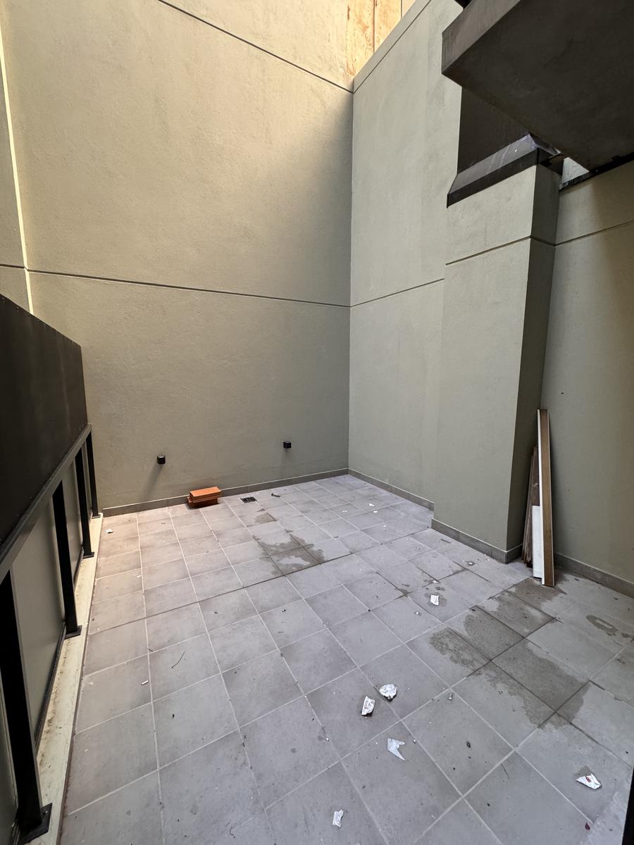 6499177_102394465674791959403615959829791894310210312184143764254265113925800408602859