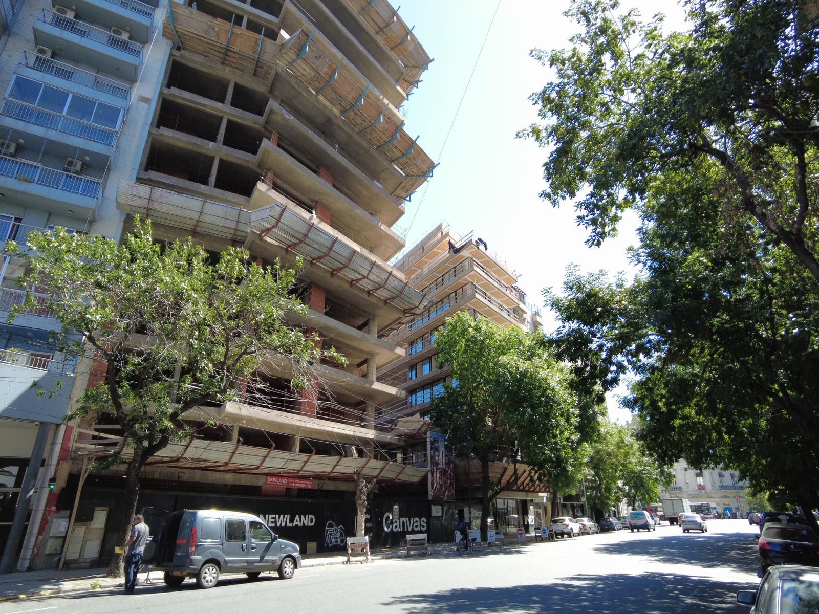 97110022256572279704321462853225650379734132405870408692422863689865486444410